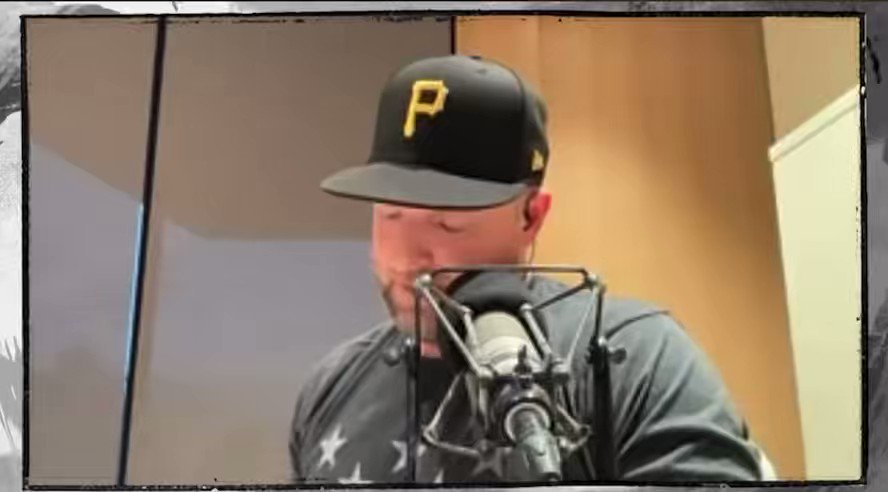 Ryen Russillo's catagories of recent top 10 NBA picks:
Good
1. Anthony Edwards
2. Franz Wagner
3. Paolo Banchero
4. Josh Giddey
TBD
5. LaMelo Ball
6. Cade Cunningham
7. Evan Mobley
8. Jalen Green
9. Scottie Barnes
Come on Dude
10. Jonathan Kuminga
11. Jalen Suggs https://t.co/MjMLhfCF8R