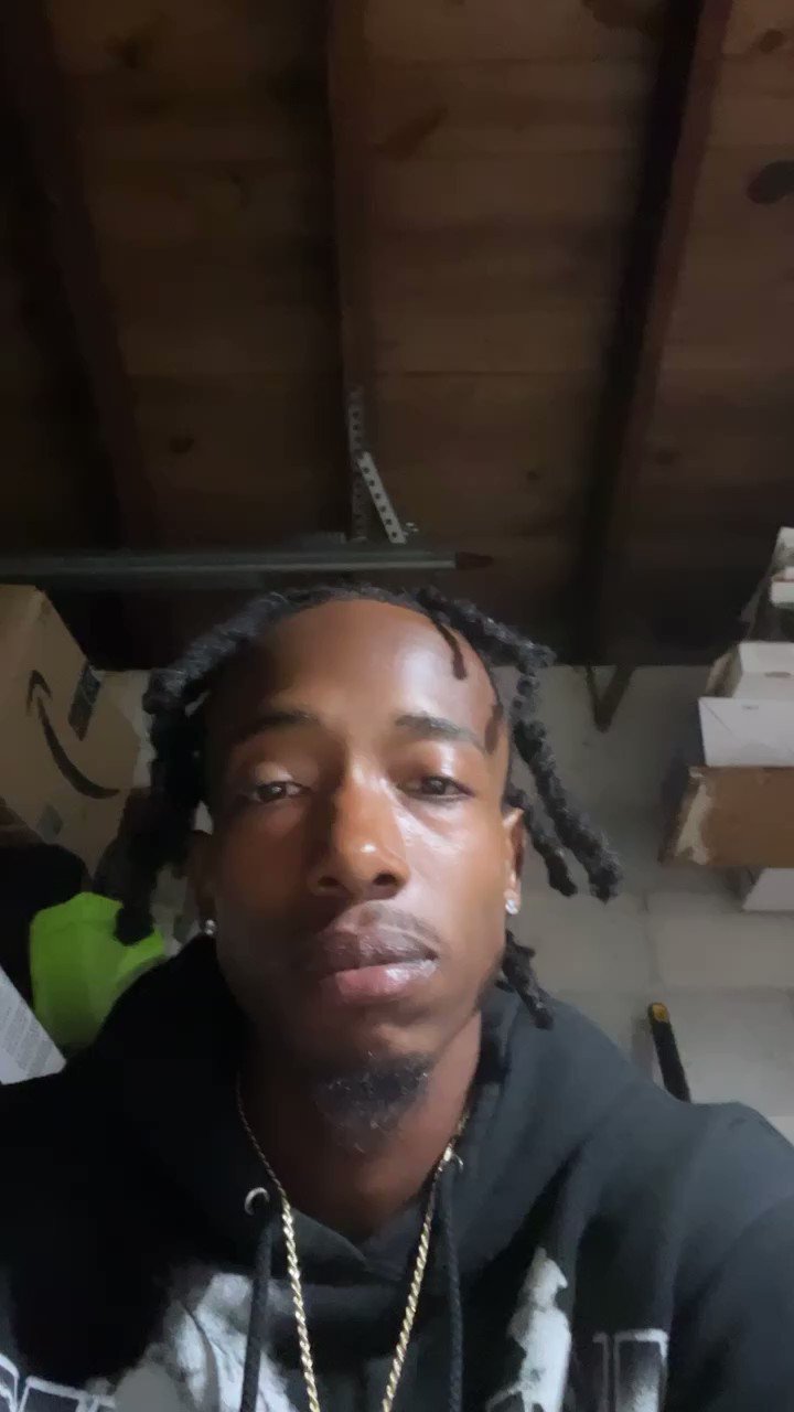 WHO 🧙🏽‍♂️ on Twitter "new hair who dis fresh cut who bitch finna get