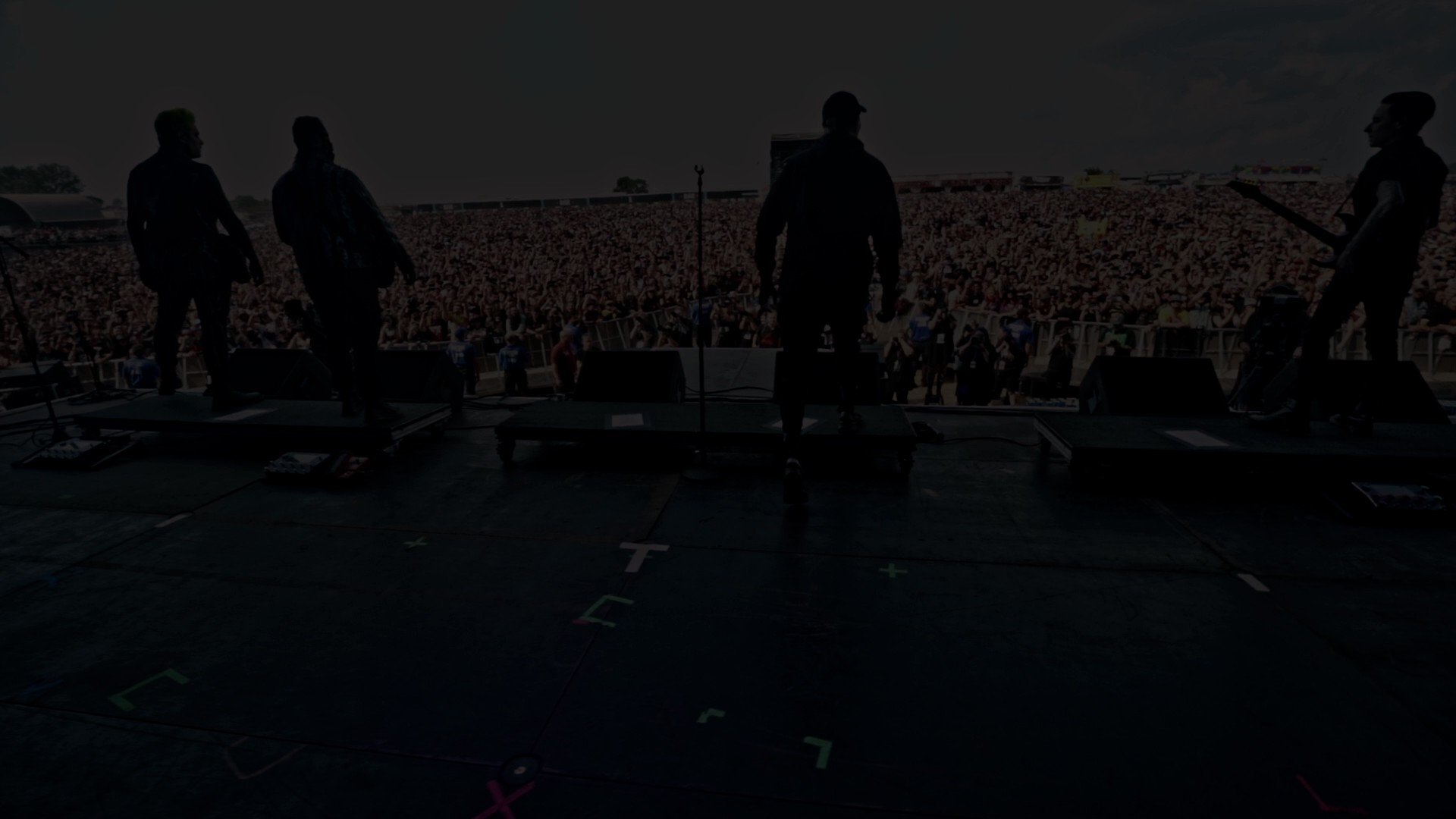 Motionless In White on X: Week 2 of The Dark Horizon Tour is