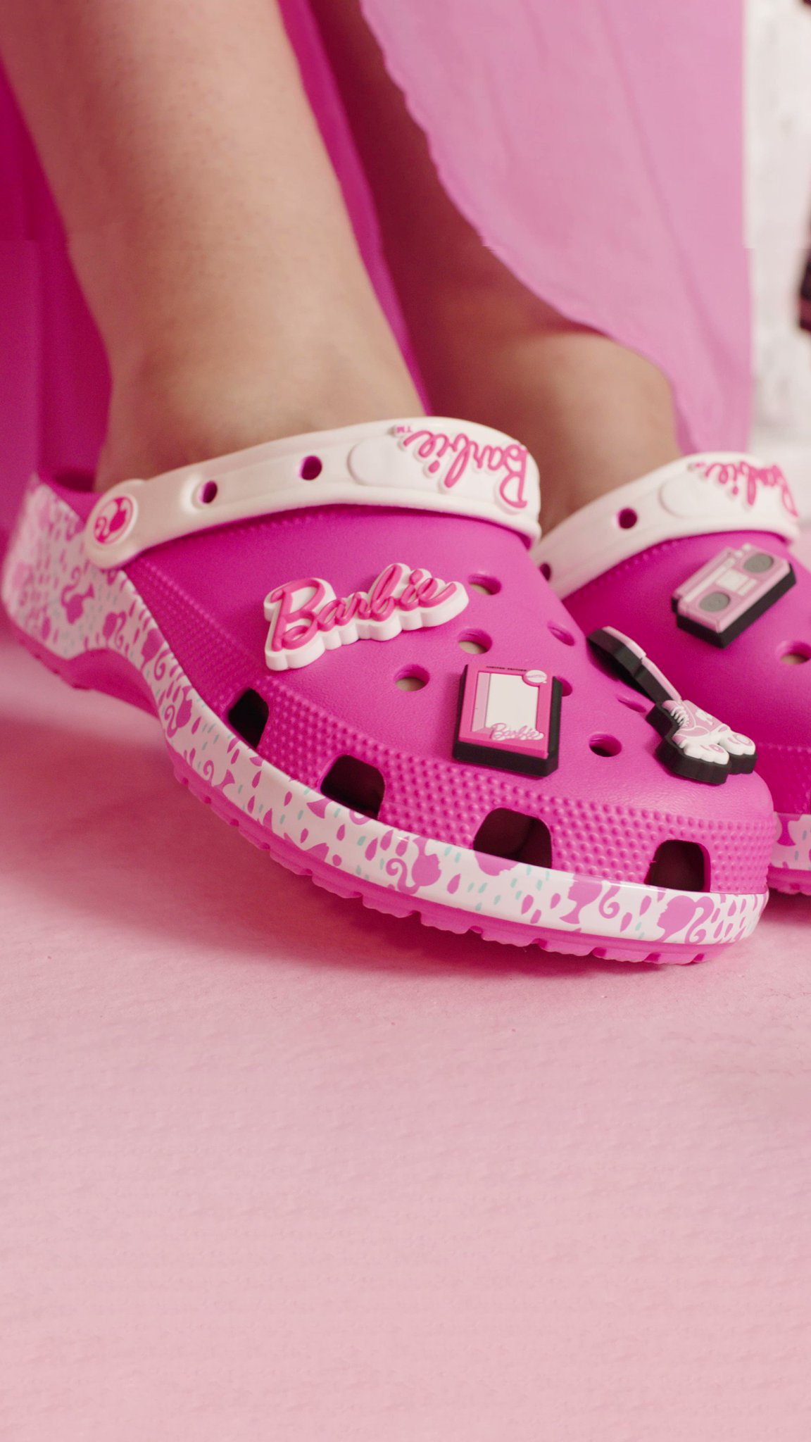 foot-locker-on-twitter-fearless-iconic-barbie-dropping-7-11-in
