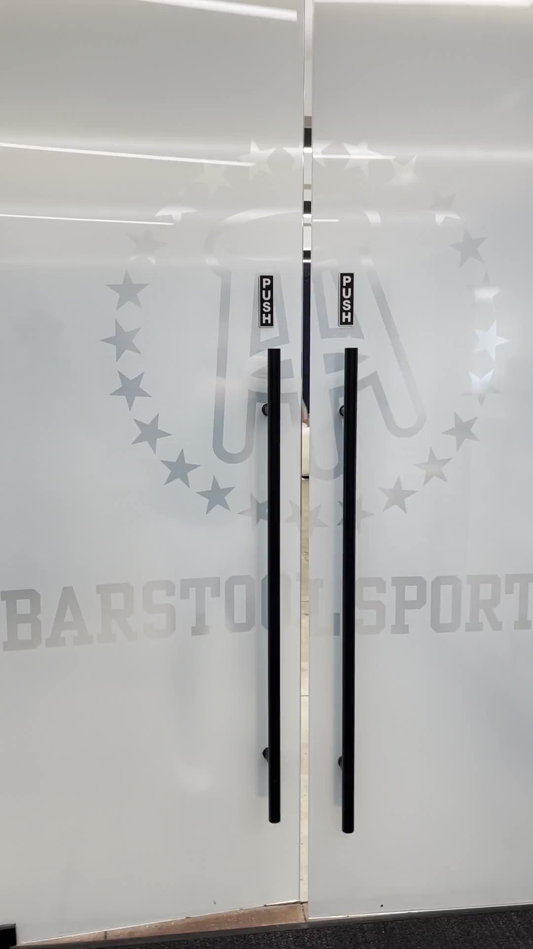 Viva La Stool on Twitter "Take a tour of the redesigned NYC Barstool