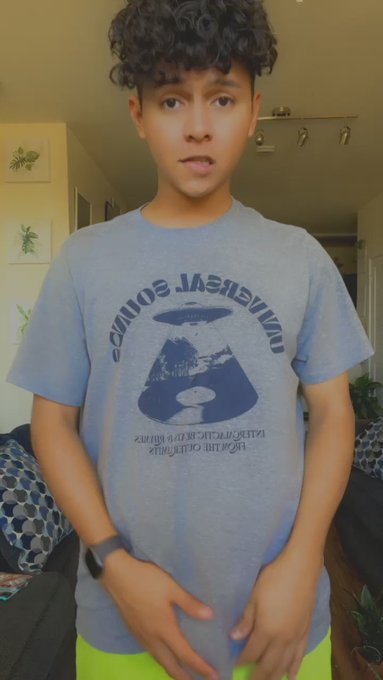 Do I take underwear off? 🙈❤️👅😍💞 https://t.co/JJfCCexZZ4