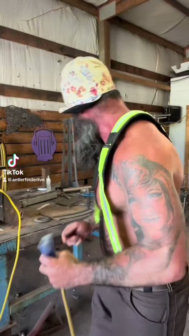 Best conversion ever!  ? #welding https://t.co/KYBc62HXHs