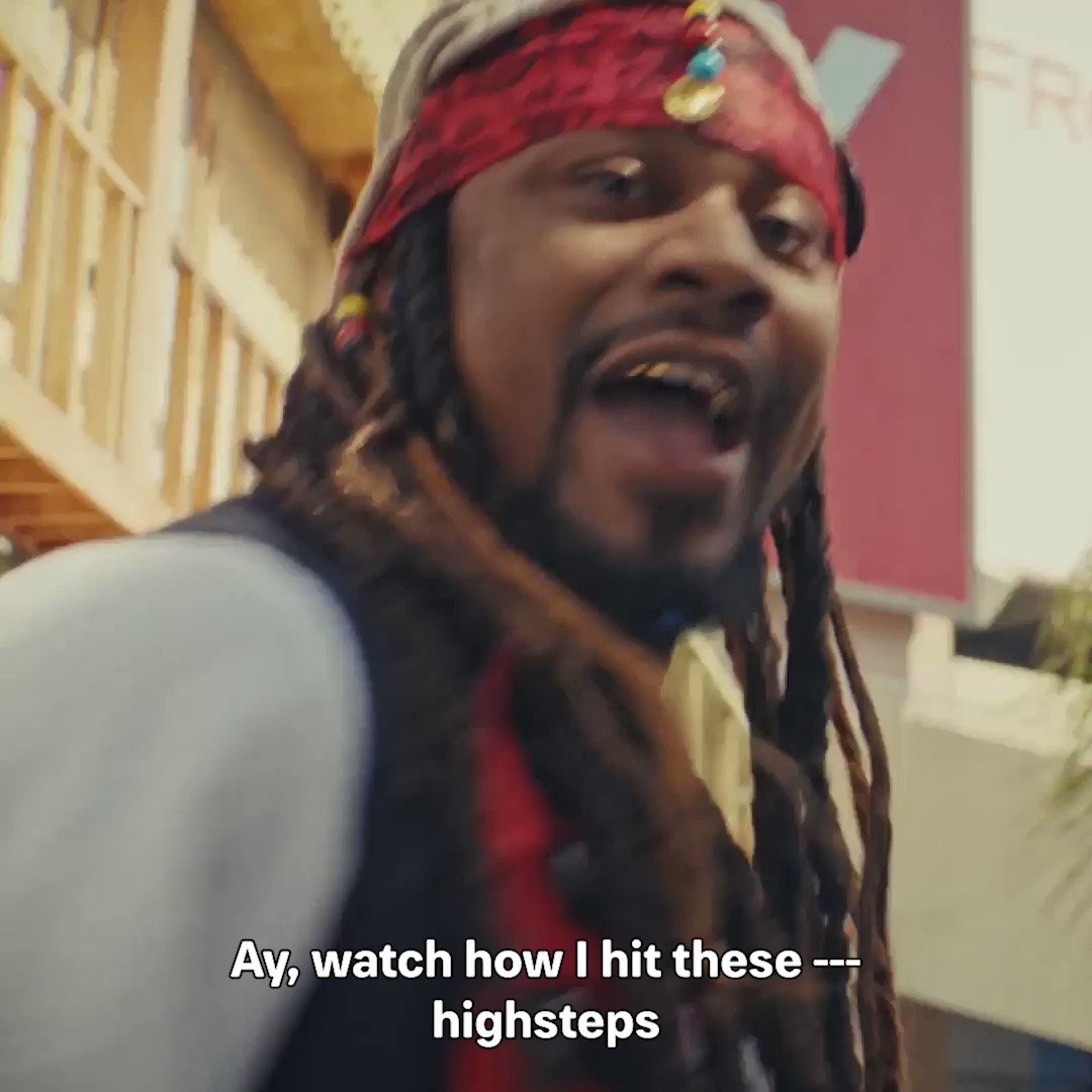 RT @mikaelamattes: Pure @MoneyLynch GOLD. #NFL #Seahawks #MarshawnLynch
https://t.co/SDFCSOKPne