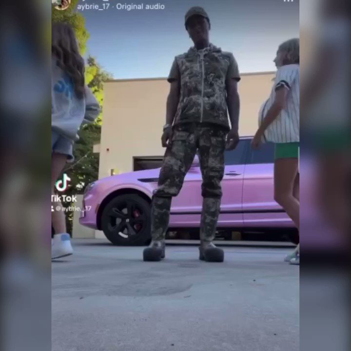 Poetik Flakko on Twitter "NBA Youngboy Doing TikToks With His Cousins