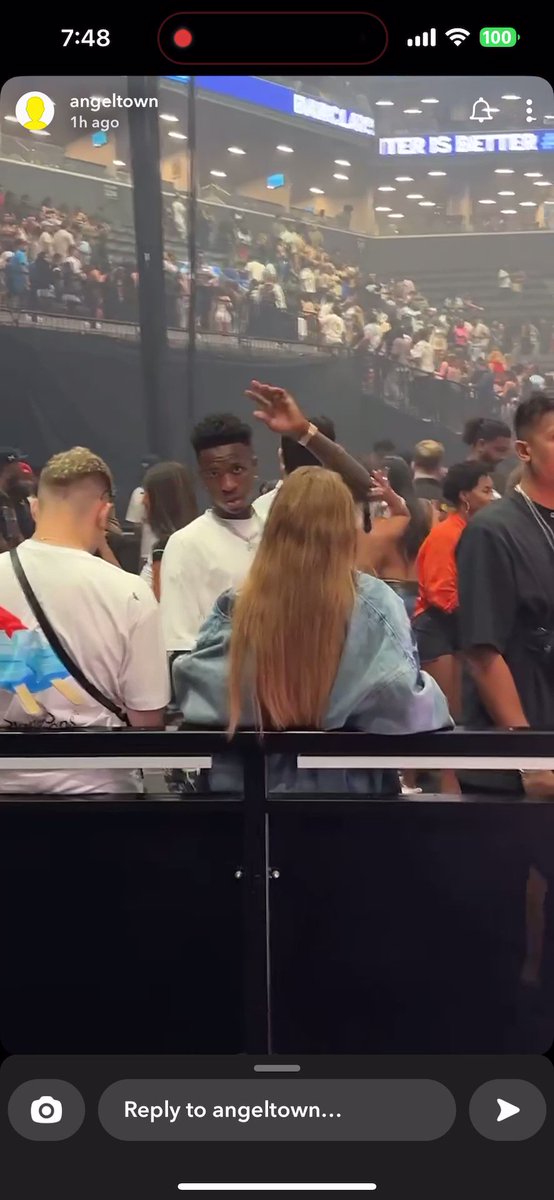 RT @gyaigyimii: Angel Town met Real Madrid Star Vinicius at Drake’s Concert https://t.co/1sy8d4FpWS