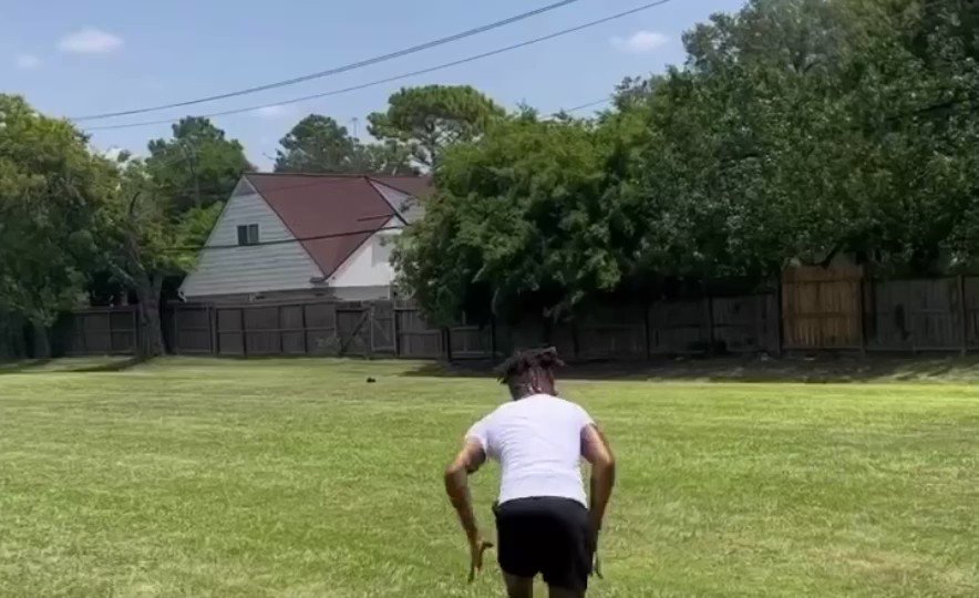 NFL Rookie Watch on Twitter: "Tank Dell looks READY for training camp ๐ณ ...