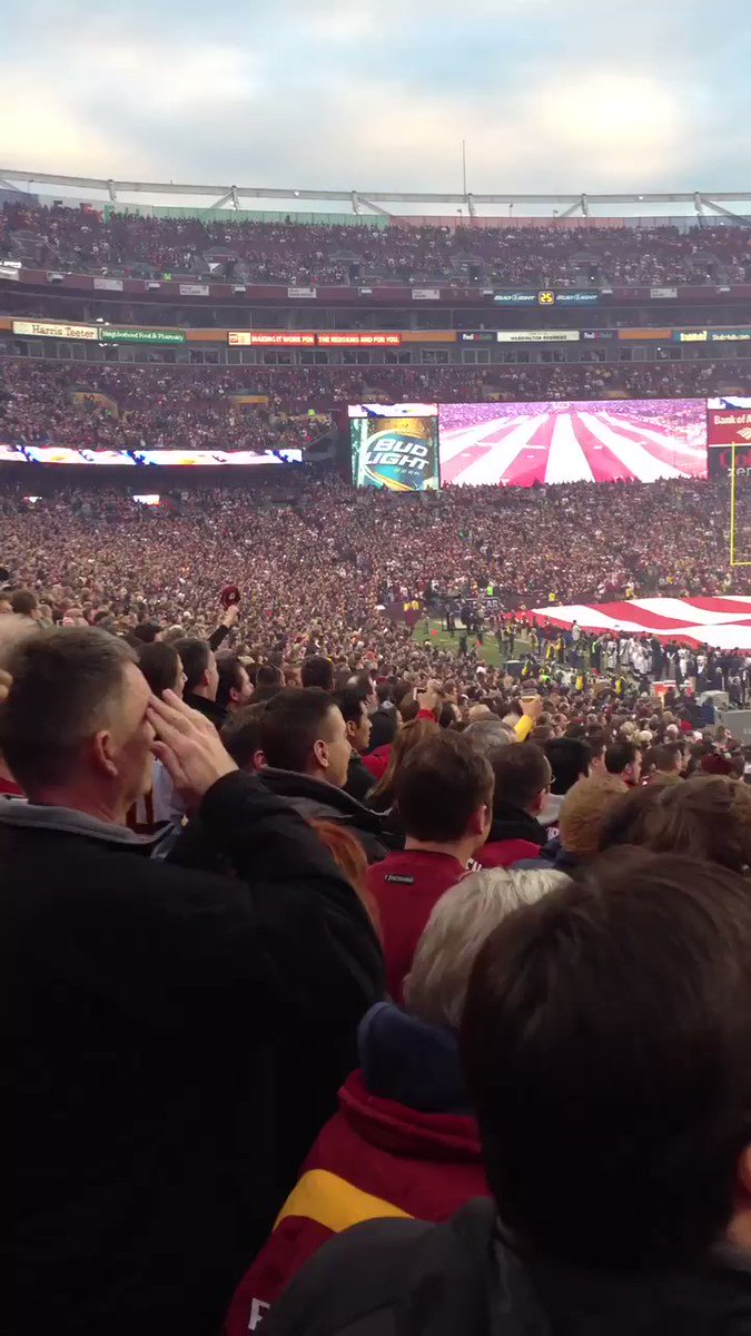 RT @Xommanders: Week 1 FedEx field looking like this https://t.co/N90lU51hnL