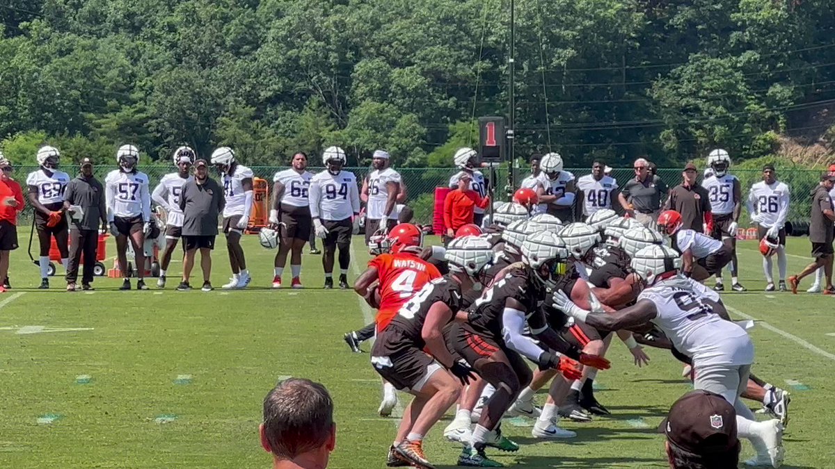 RT @MaryKayCabot: More Deshaun Watson in #Browns 11 on 11s https://t.co/OlCNIFOlrL