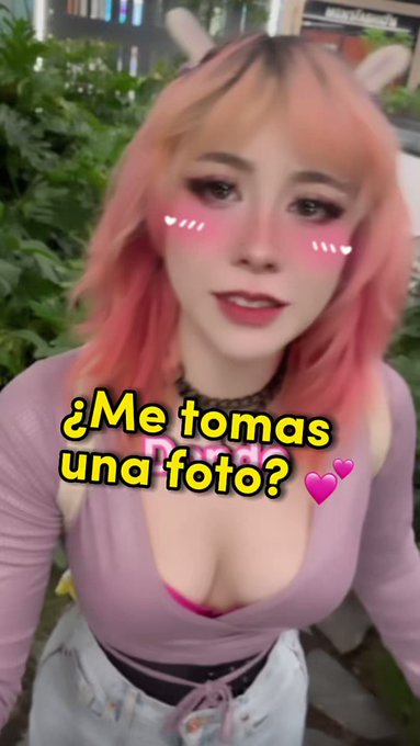 ¿Me tomas una foto? ????? #humor #kawaii #waifu #anime #egirl https://t.co/Bg8yYmlIKb