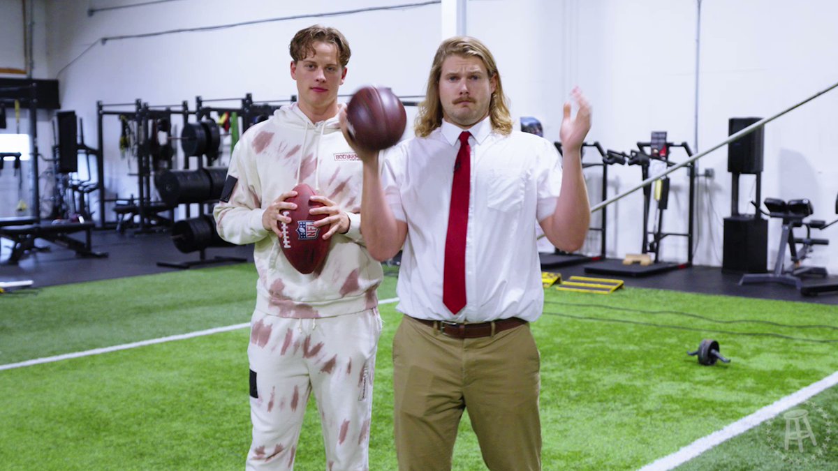 RT @JaMarrJungle: caleb pressley & joe burrow… oh god https://t.co/rOwKEW0tfB