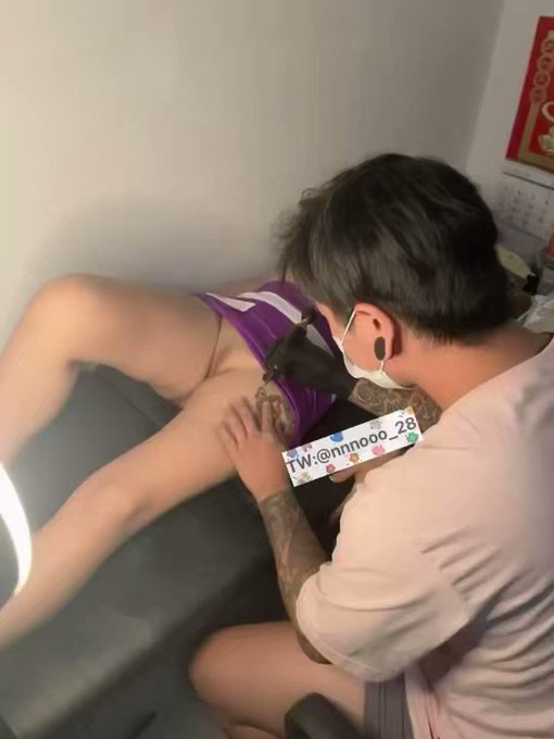 แอบเย็ดกับช่างสัก💦☺️ https://t.co/2PD95On3Le