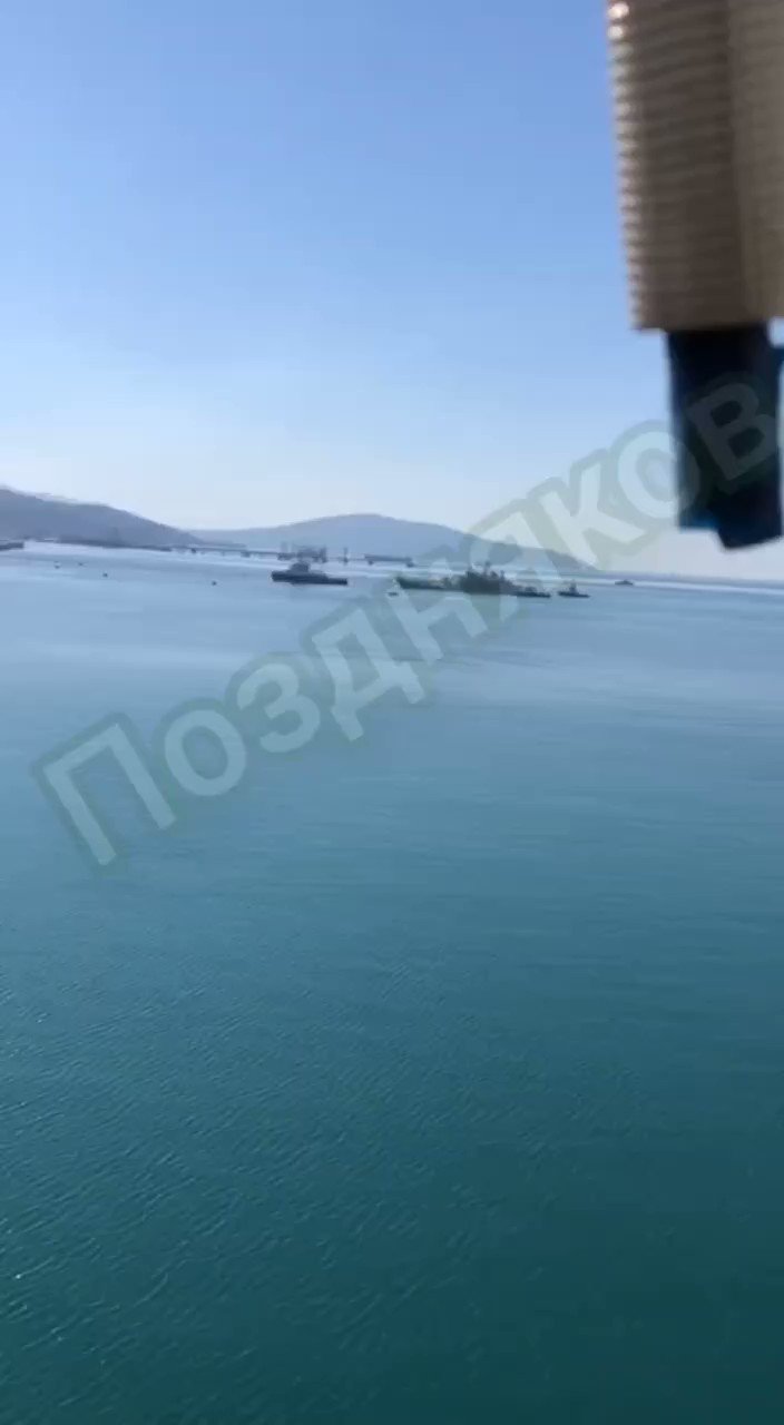 [情報] 烏軍自殺無人艇再次襲擊俄軍港口