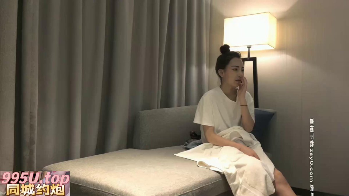 🎀探花系列🎀
经典国产探花【小宝寻花】—丸子头甜美萌妹
约了个丸子头甜美萌妹啪啪,舌吻互舔调情骑乘抱着猛操
同城资源👉