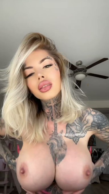 Happy Monday 🩷 https://t.co/DyW4Fkk2vu