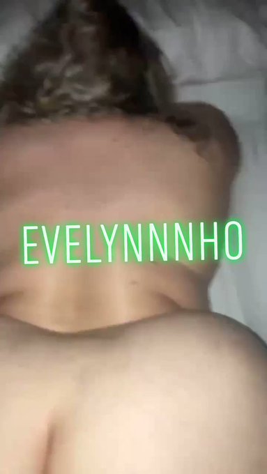 A good ole Sunday FUNday&hellip;  Fucking. Premium snap has full clip!   Link below 😘 https://t.co/VHrM1DwC