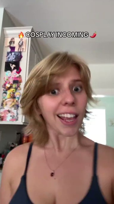 Bark like you want it 😌 #chainsawman #makima https://t.co/wgNLF91Ga7<a href="/tag/chainsawman"class="tags">#chainsawman</a><a href="/tag/makima"class="tags">#makima</a>