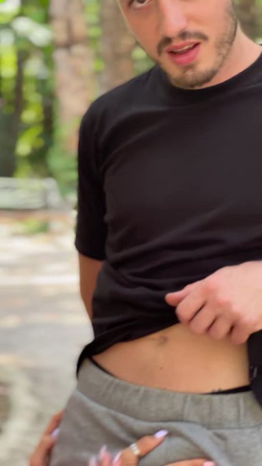 Being naughty in the park 😛🤫@missalicewild13  @CandieLuciani  @AlexRomeroPorn  @GwcPublic   Like + repost<a class="tags" href="/tag/missalicewild13">@missalicewild13</a><a class="tags" href="/tag/candieluciani">@candieluciani</a><a href="/tag/sunday"class="tags"><span>#sunday</span></a><a href="/tag/onlyfansgirl"class="tags"><span>#onlyfansgirl</span></a>