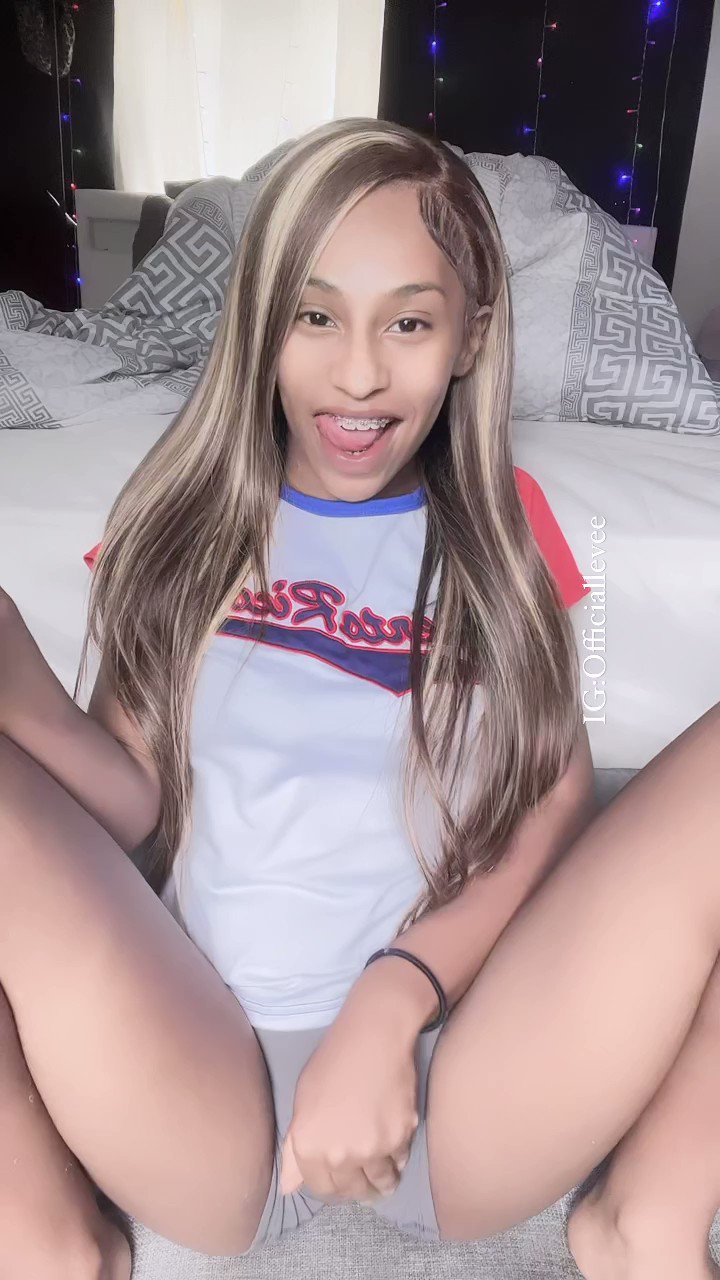 goddess eve😈🦶🏾 on X: Imagine seeing this nude with sound on😩🥴just  posted on my onlyfans 20% off only today🥰 👉🏾t.co3dAimpcbSC  t.corL9QFj6FhO  X