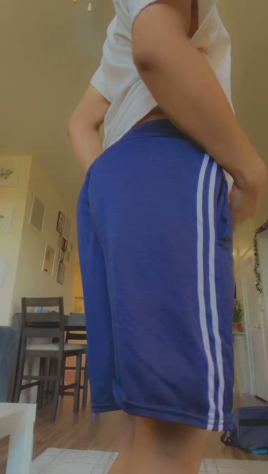 Retweet 💜❤️ if you want to see part two 🍆🍑 https://t.co/SxnMHQ1lw5