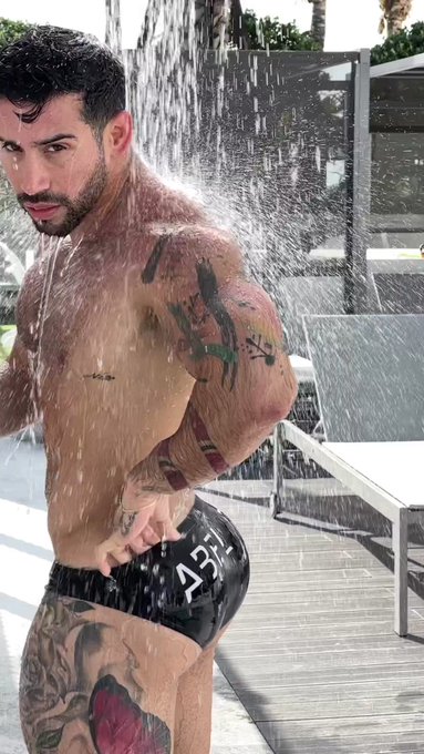 Enjoy me ,
https://t.co/RYxZdn3kLp https://t.co/xv3RidaxGN