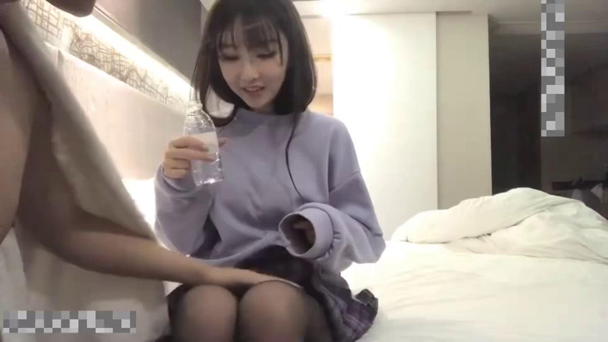 🎀清纯酒窝极品妹子🎀太诱人再来一炮,翘起屁股黑丝撕裆特写口交站立一字马插入
#日理万姬