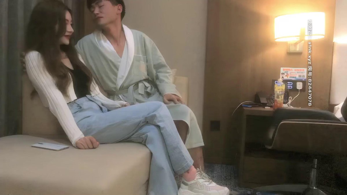 @Meirijingcai01. 约 操 高 颜 值 极 品 御 姐. shiqinghuana's tweet video. 