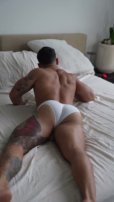 Time to bed 
.
https://t.co/ejGzxyrskj https://t.co/w6aXVyY5Bg
