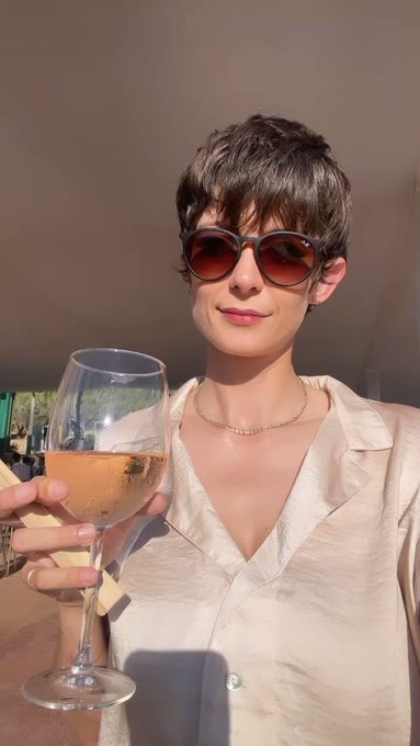 3 pic. Attending a destination wedding as a +1 when you don’t know anyone is incredibly fun ? https://t