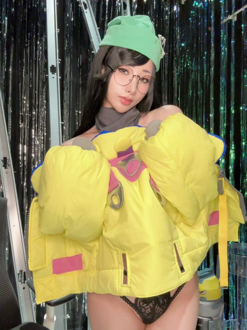 Twitterのコスプレ動画4