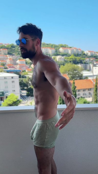 Look at this view tho😍😭 https://t.co/Q2wdxSEk7E