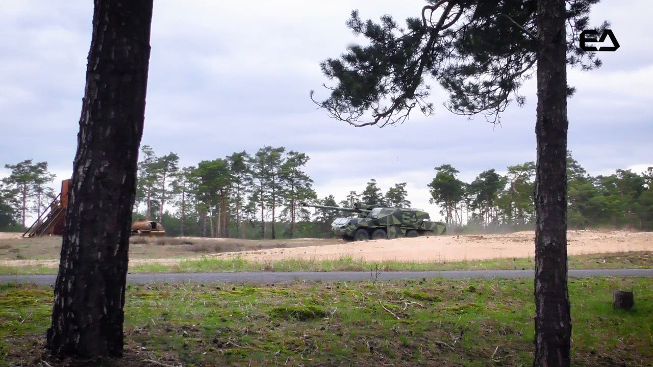 Re: [新聞] 軍武新知》外型超科幻！捷克新型自走砲