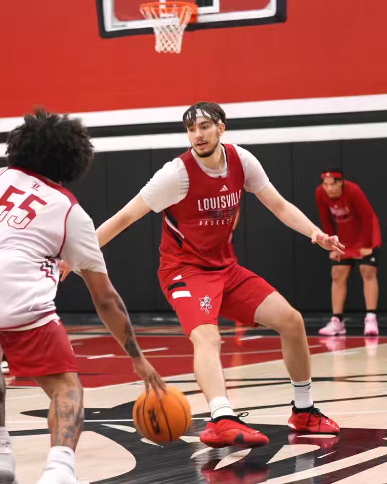 Louisville Men's Basketball on X: Clocking In ⏰ #GoCards   / X