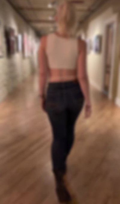 What's the definition of art? https://t.co/eSfluPXlnE