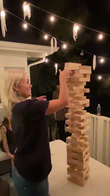 I played giant jenga w my friends last night for almost 2 HOURS ? we’re all incredibly good a building