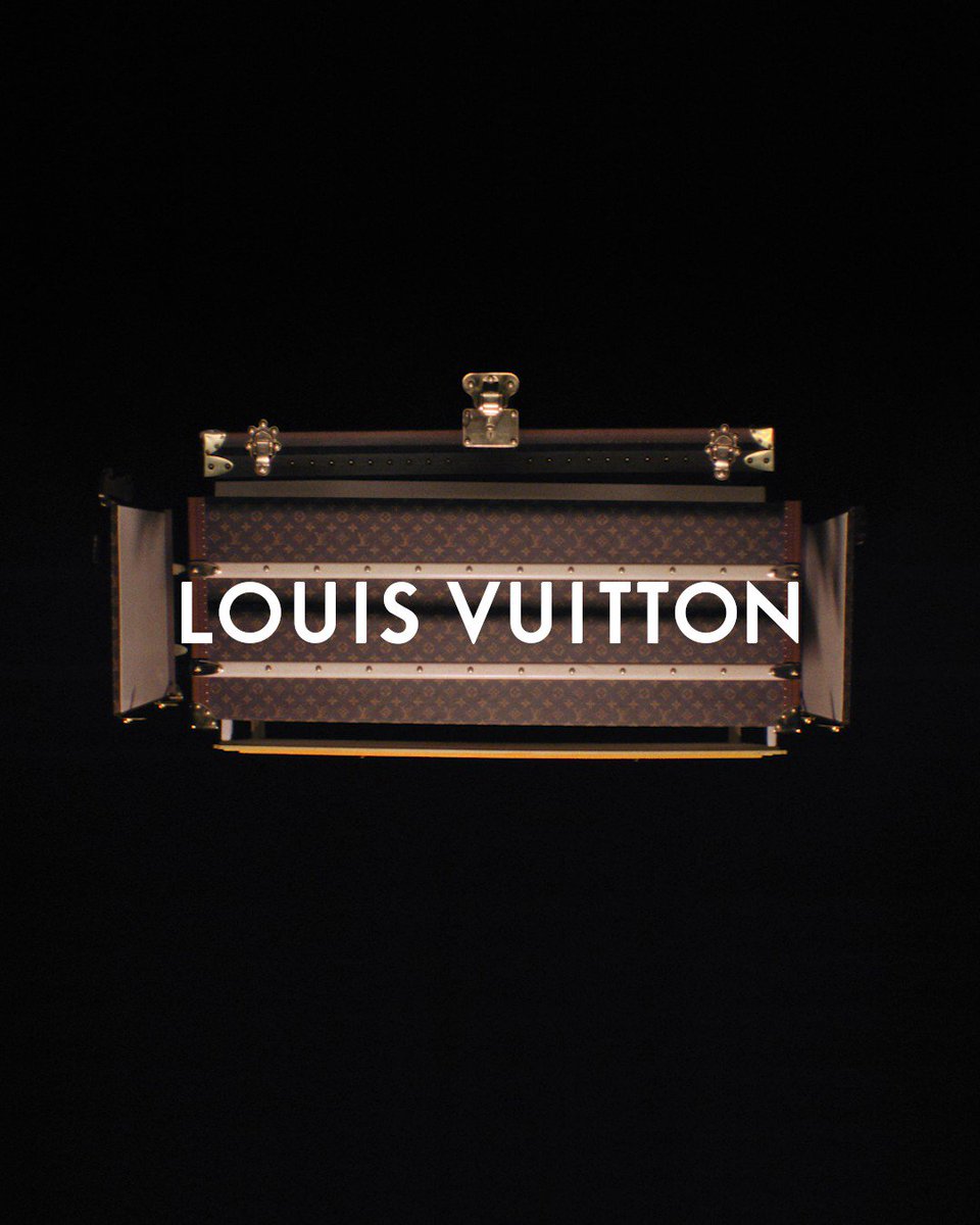 Louis Vuitton on X: Join Louis Vuitton on @Discord to explore the  innovation and savoir-faire of the Maison at  # LouisVuitton #LouisVuittonVIA  / X