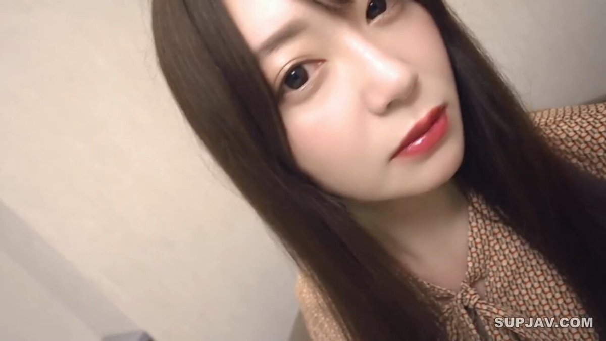 「长视频」公公性能力之一夜七次狼!
老公一次三秒钟,公公整夜不放松。 儿媳偷听抠了逼,也想品尝大鸡鸡。 老公婆婆出了门,终把那鸡插入唇。 只是鸡巴有点臭,儿媳就是吃不够。 偷听公爹操逼的儿媳。