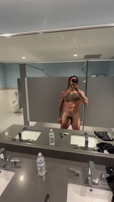 Would you please me in public? 😈  Only Fans:  https://t.co/59qMgPwTsI  Just For Fans:  https://t.co/rotU0NlRxL