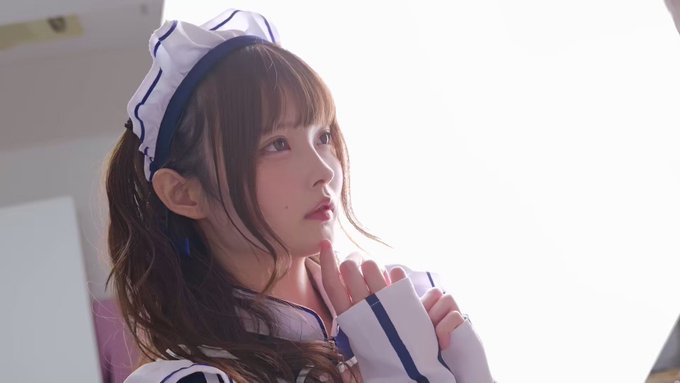コスプレイヤーすずらのTwitter動画1