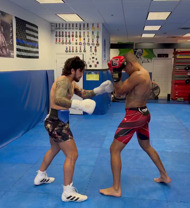 @MMAUNCENSORED1's video Tweet