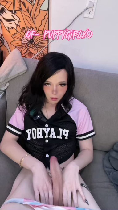 What do you do if ur gf&rsquo;s cock is bigger than yours? https://t.co/uOd9aXf6BP