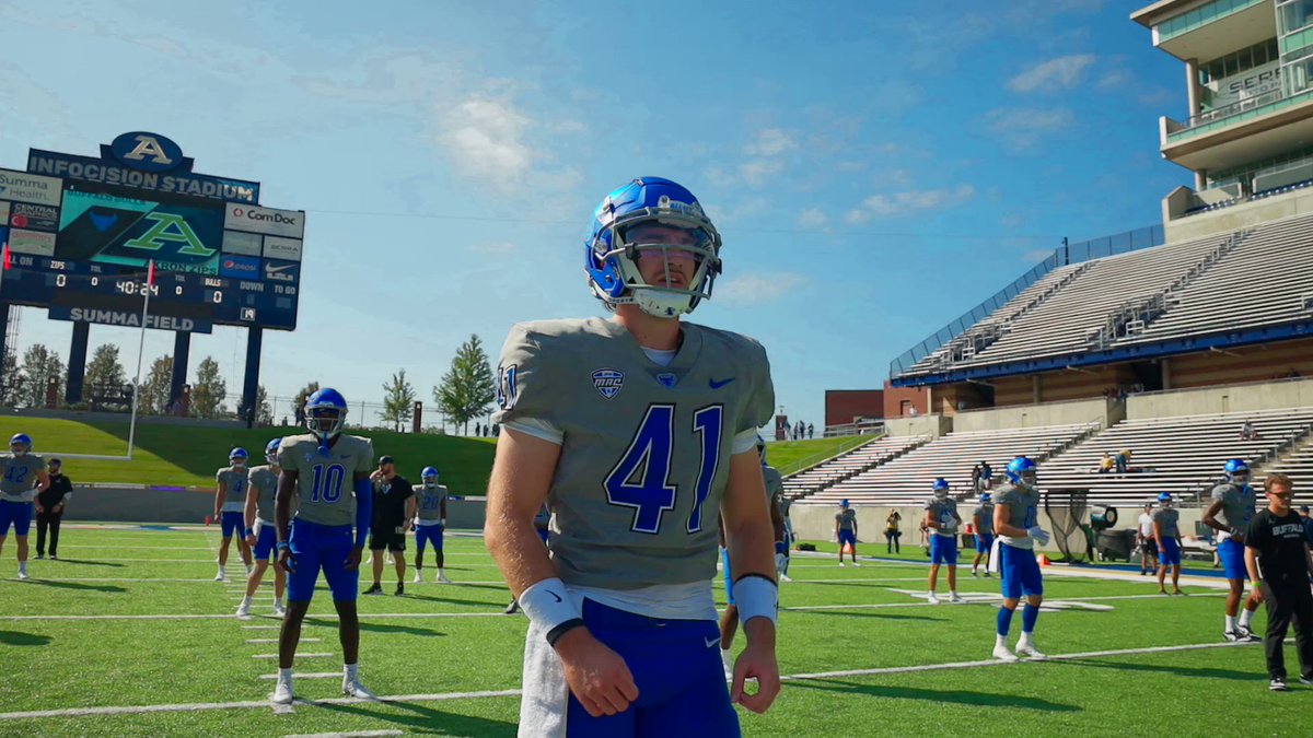 UB Football on X: Myles Nicholas in the #41 jersey tonight. #UBhornsUP  #ALL41  / X