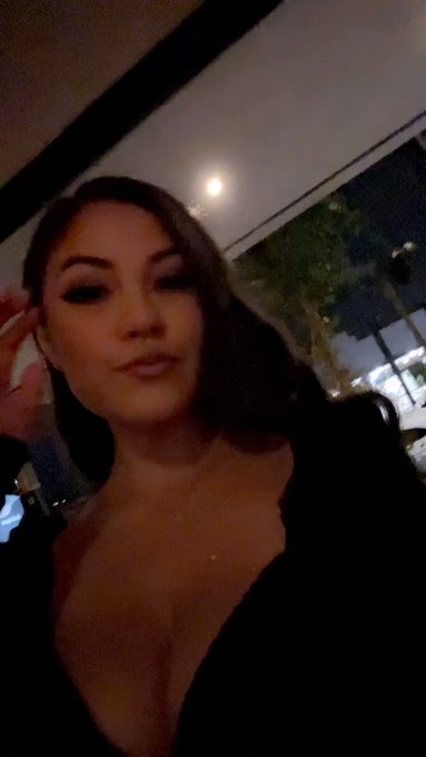 I had to send this to your boyfriend last night https://t.co/0RbDMR4H42