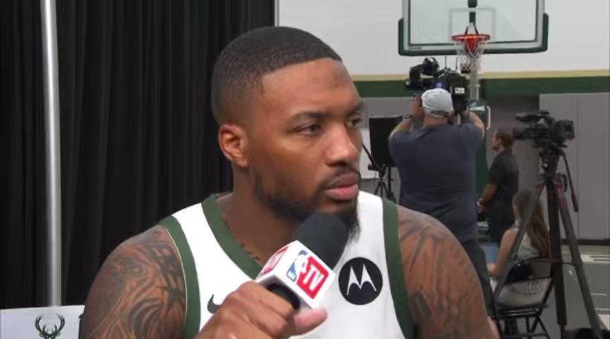 [花邊] Anunoby傳簡訊給Lillard: 歡迎來到多倫多