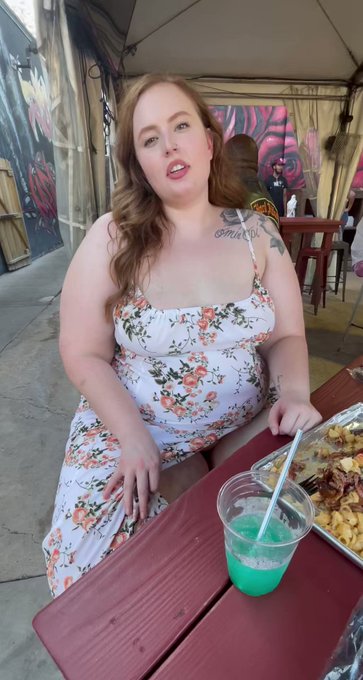 Dinner &amp; dessert 🧁 https://t.co/dYhGBqXjjy<a href="/tag/mvsales"class="tags"><span>#mvsales</span></a>