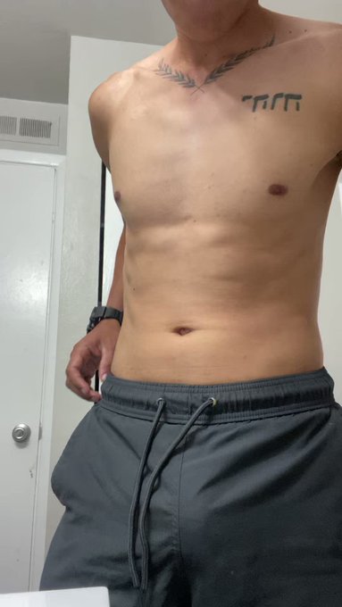 Luis OF 4,99’s pics and videos