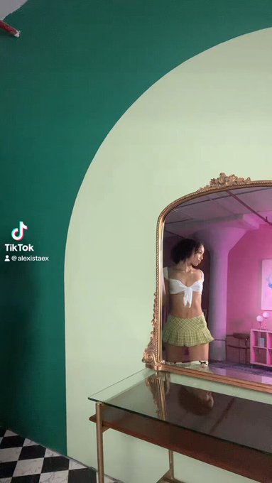 Do we think tik tok is gonna delete me for this one https://t.co/8vMCNNrHBF