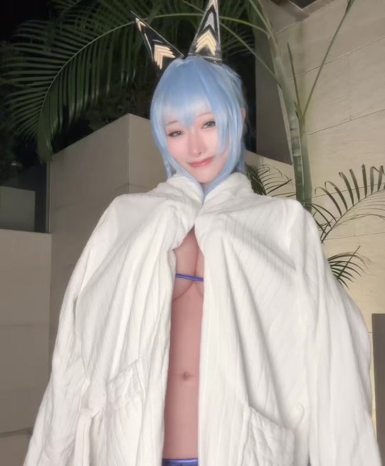 Twitterのコスプレ動画3