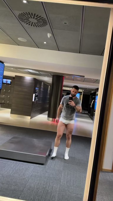 Weekend Post biking legs ??? https://t.co/a4LQwJ3ycJ