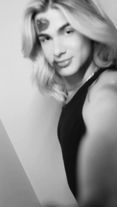 😈 https://t.co/LChWczQLHJ<a href="/tag/halloween"class="tags"><span>#halloween</span></a>